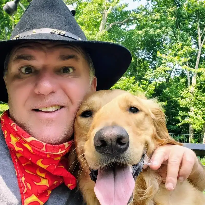 Bill - Creative Director & Pet Care Specialist at 203 Pet Service Bill - Creative Director & Pet Care Specialist